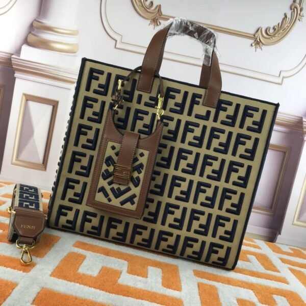 FENDI  peekaboo Canvas Tote with mobile phone bag 2118 Size: 37*32 cm