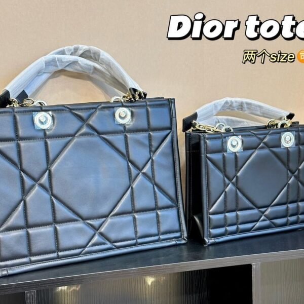 Dior ESSENTIAL Ox-leather rattan check shoulder Tote bag size: 36*28/27*22cm