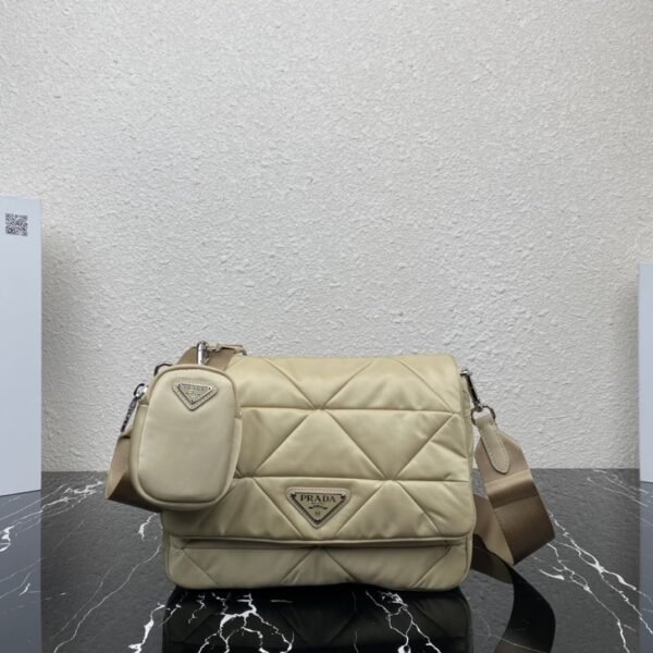 Prada Re-Nylon Three-piece set 1BD290 Shoulder bag size: 24cmx*17.5cm*8.5cm