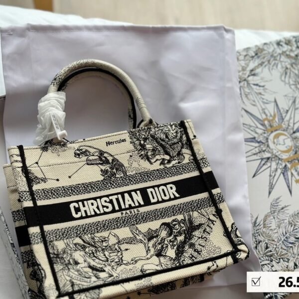 Dior Three-dimensional embroidery Book 23 tote shopping bags size: 26.5*21cm/36*28 cm