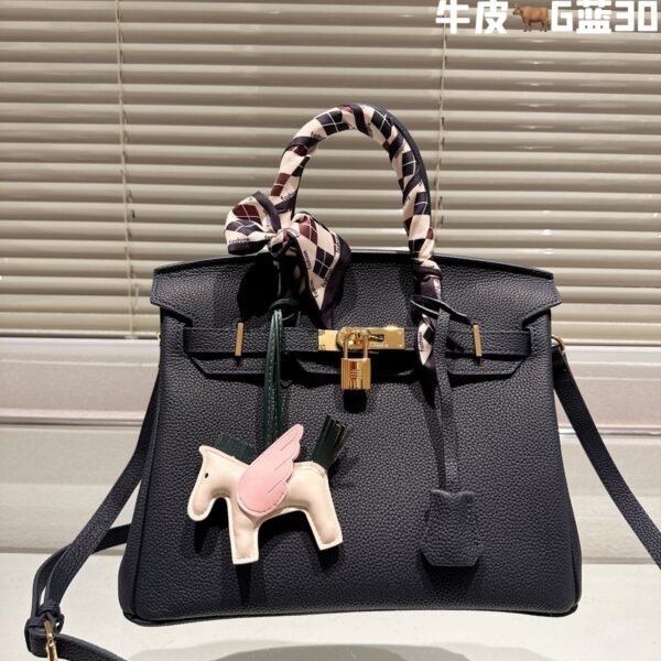 Hermès Birkin Togo Calf Gold Hardware Midnight blue size: 30𝐶𝑚/ 25𝐶𝑚