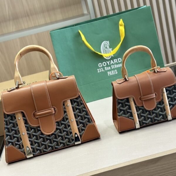 Goyard Saigon handbag size: 28cm /21cm