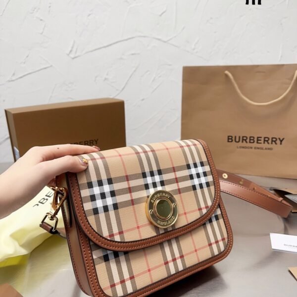 BURBERRY