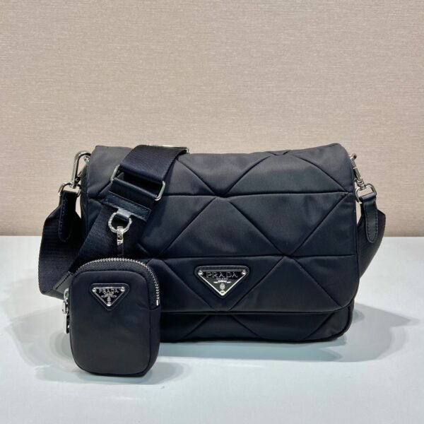 Prada nylon Three-piece set shoulder bag 1bd290 size: 24*24*8.5cm